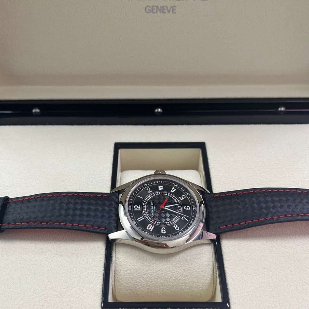 Patek Philippe Calatrava 40mm Black Never worn - Back View