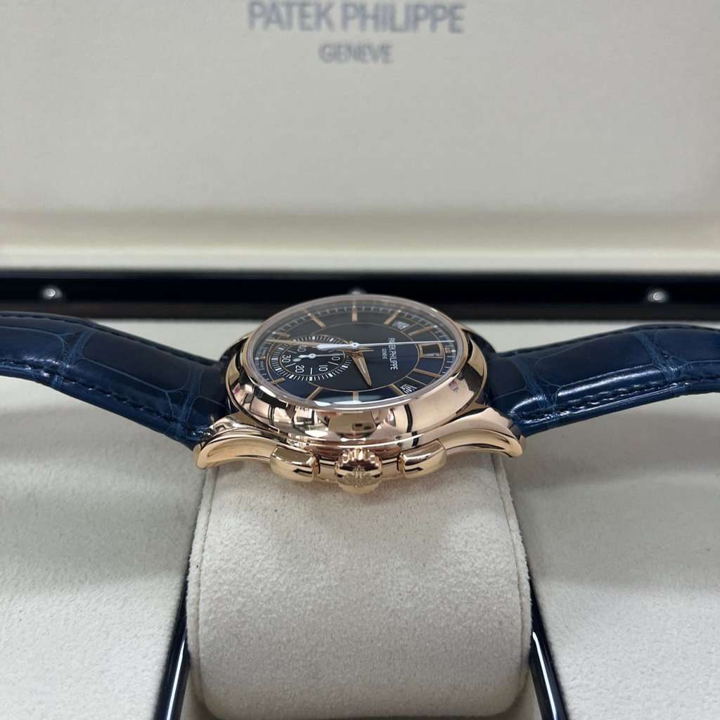 Patek Philippe Annual Calendar Chronograph 5905R-010 Blue Dial 42mm Blue Never worn - Inside View