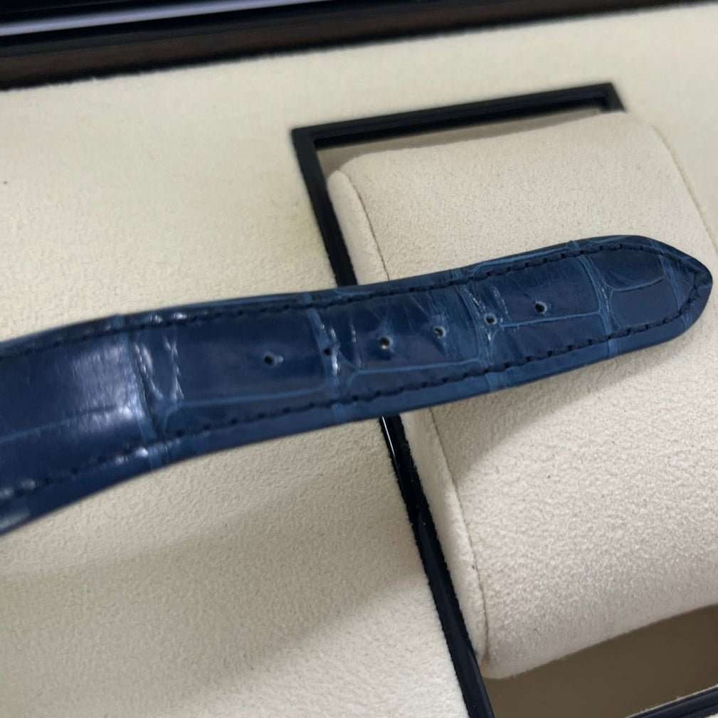 Patek Philippe Annual Calendar Chronograph 5905R-010 Blue Dial 42mm Blue Never worn - Box View