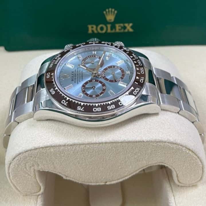 Rolex Daytona 40mm Blue Never worn - Back View
