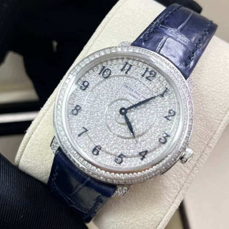 Patek Philippe Calatrava 37mm MultiColor Never worn - Box View