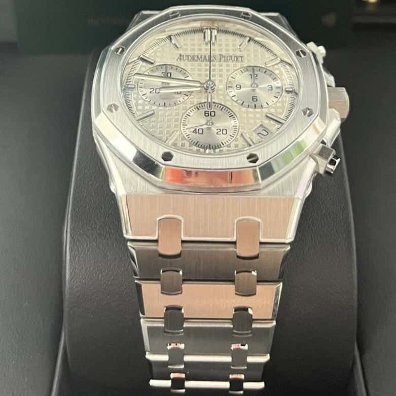 Audemars Piguet ROYAL OAK SELFWINDING CHRONOGRAPH 41mm White Never worn - Back View