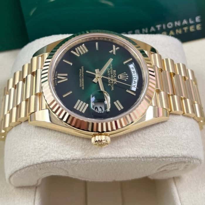 Rolex Day-Date 40 Green Never worn - Inside View