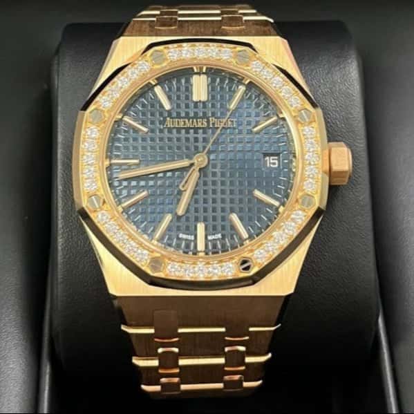 Audemars Piguet Royal Oak Selfwinding 37mm Blue Never worn - Back View