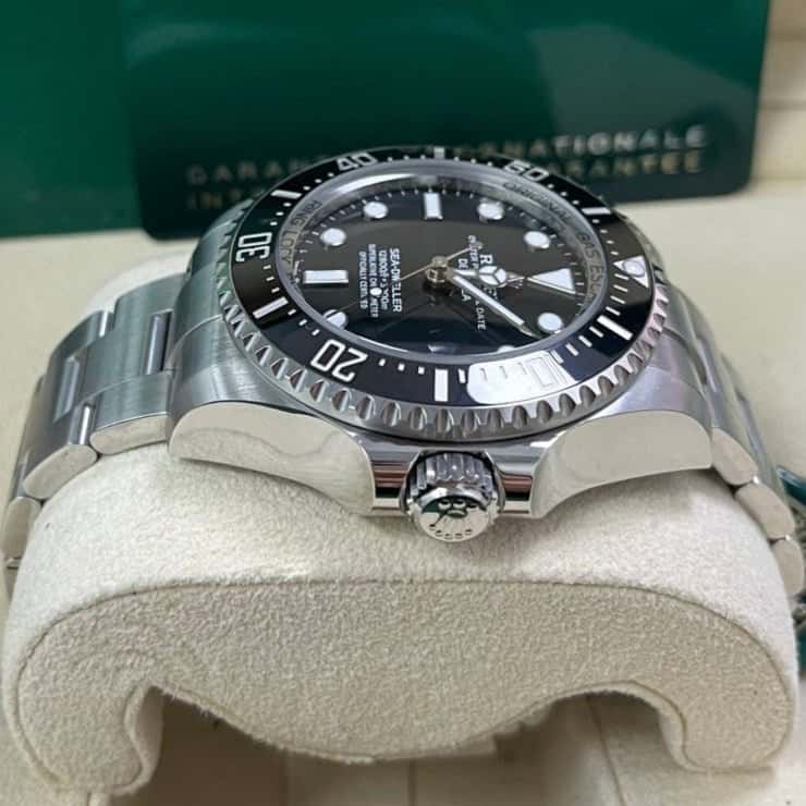 Rolex Sea-dweller Deepsea 44mm Black Never worn - Box View