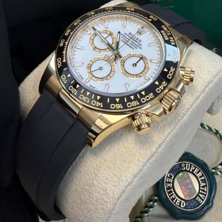 Rolex Daytona 40mm Black Never worn - Model View