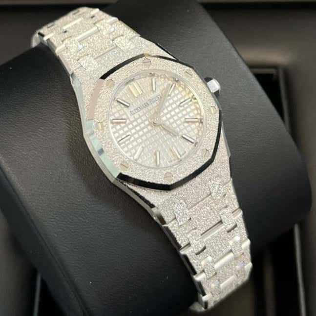 Audemars Piguet Royal Oak 41mm Gold Never worn - Inside View