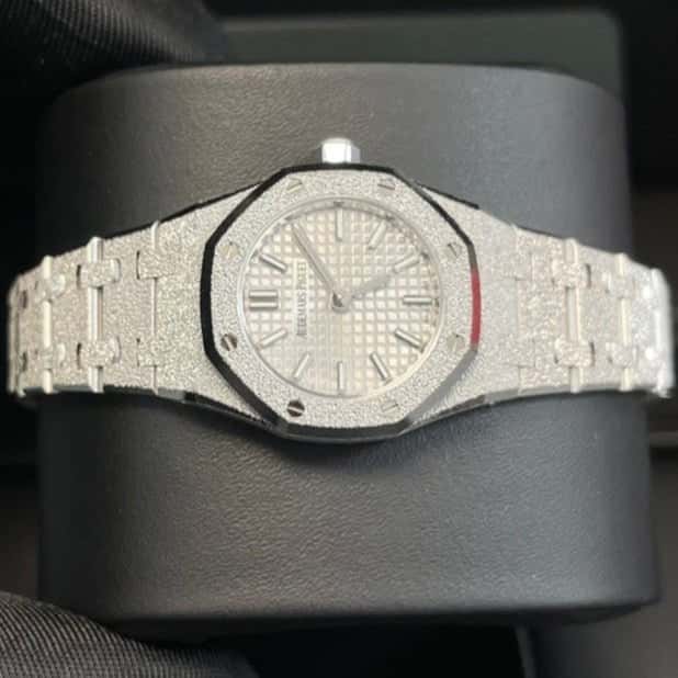 Audemars Piguet Royal Oak 41mm Gold Never worn - Box View
