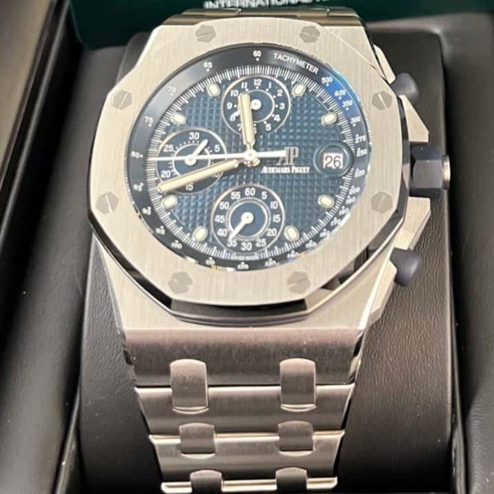 Audemars Piguet Royal Oak Offshore 42mm MultiColor Never worn - Inside View