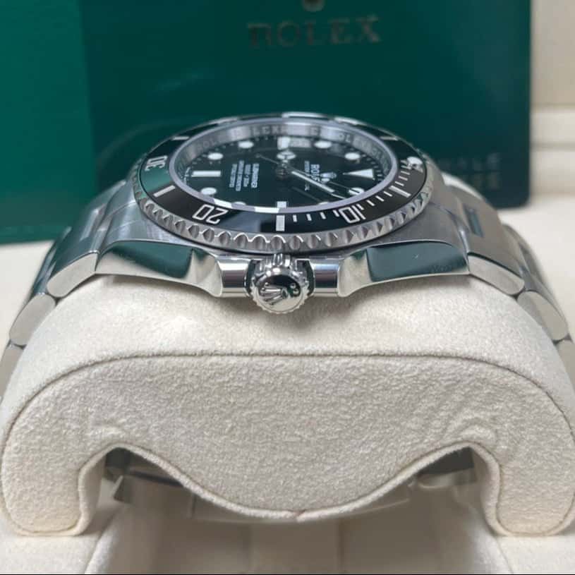 Rolex Submariner 41mm Black Never worn - Model View