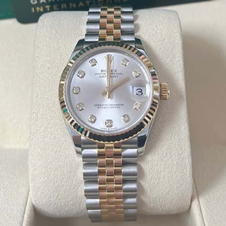 Rolex Datejust 31 Silver Never worn - Inside View