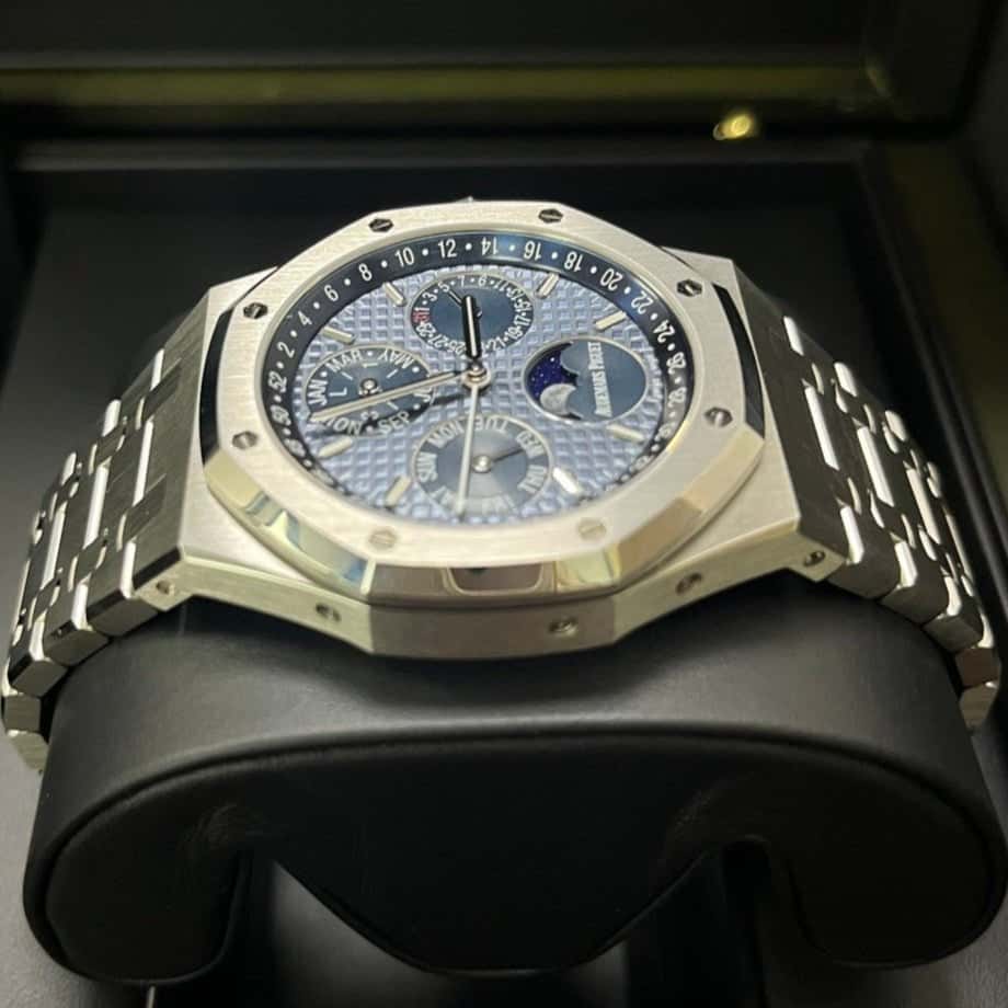 Audemars Piguet Royal Oak Perpetual Calendar 41mm Blue Never worn - Inside View
