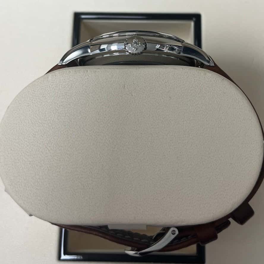 Patek Philippe Calatrava 40mm Silver Never worn - Inside View