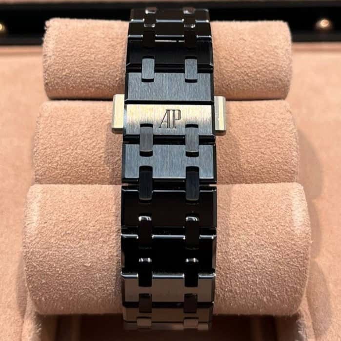 Audemars Piguet Royal Oak 34mm Black Never worn - Model View