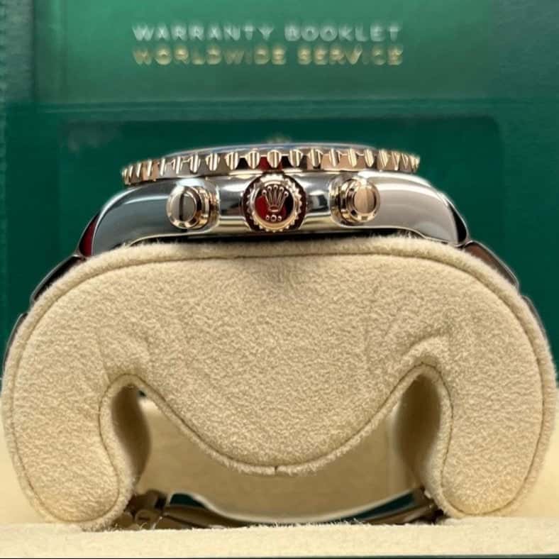 Rolex Yacht-Master II 44mm Pink Never worn - Back View
