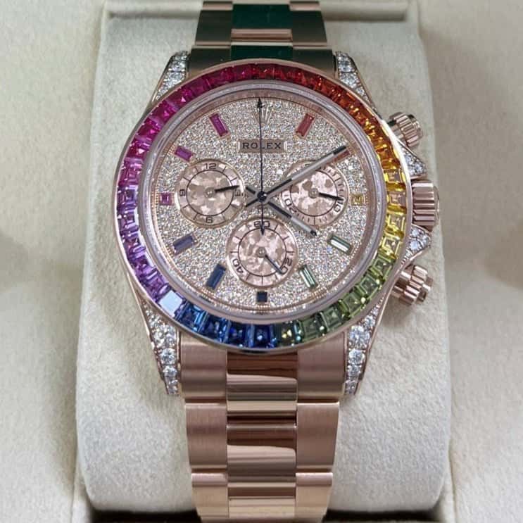 Rolex Cosmograph Everose Daytona Factory Diamond Rainbow Edition Ref# 116595RBOW) 40mm Pink Never worn - Model View