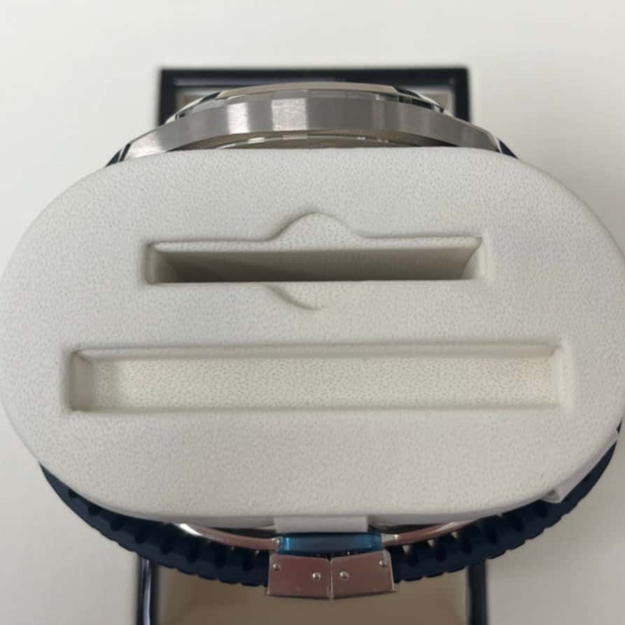 Patek Philippe Aquanaut 42mm Blue Never worn - Box View