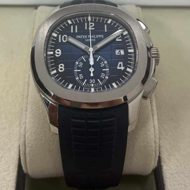 Patek Philippe Aquanaut 42mm MultiColor Never worn - Inside View