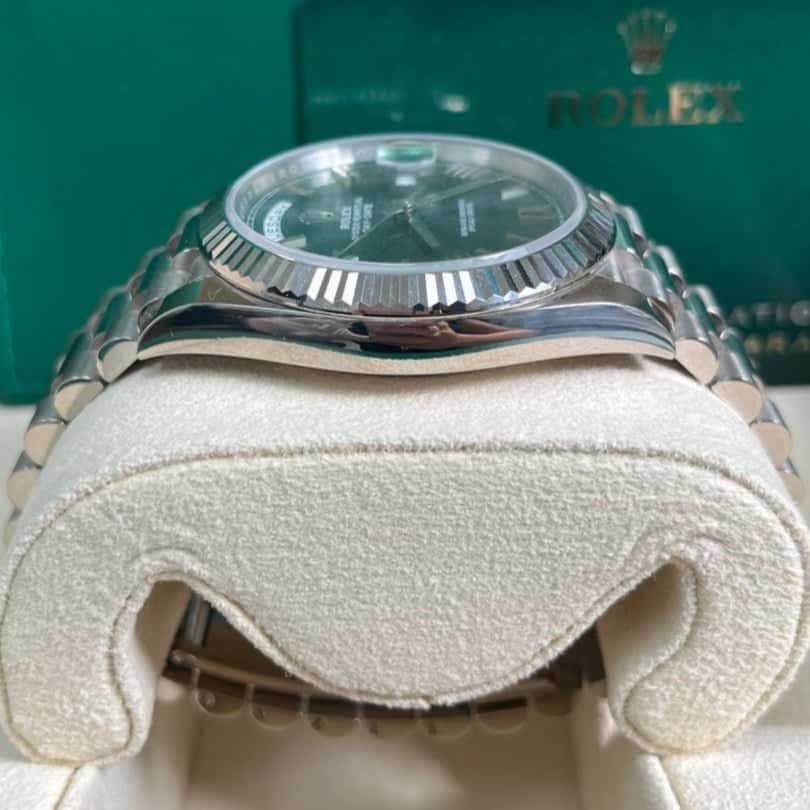 Rolex White Gold Day-Date 40 Watch - Fluted Bezel - Olive Green Bevelled Roman Dial - President Bracelet Green Never worn - Inside View