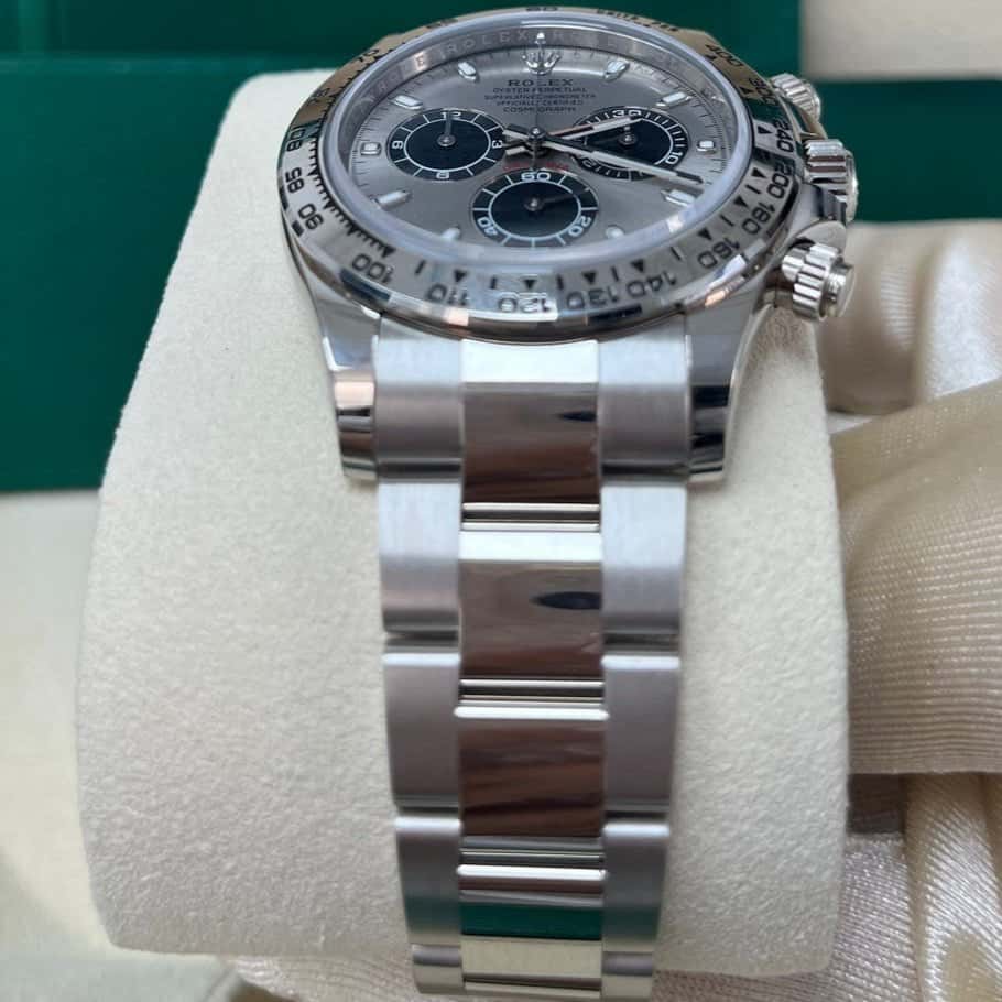 Rolex Daytona 40mm Black Never worn - Back View