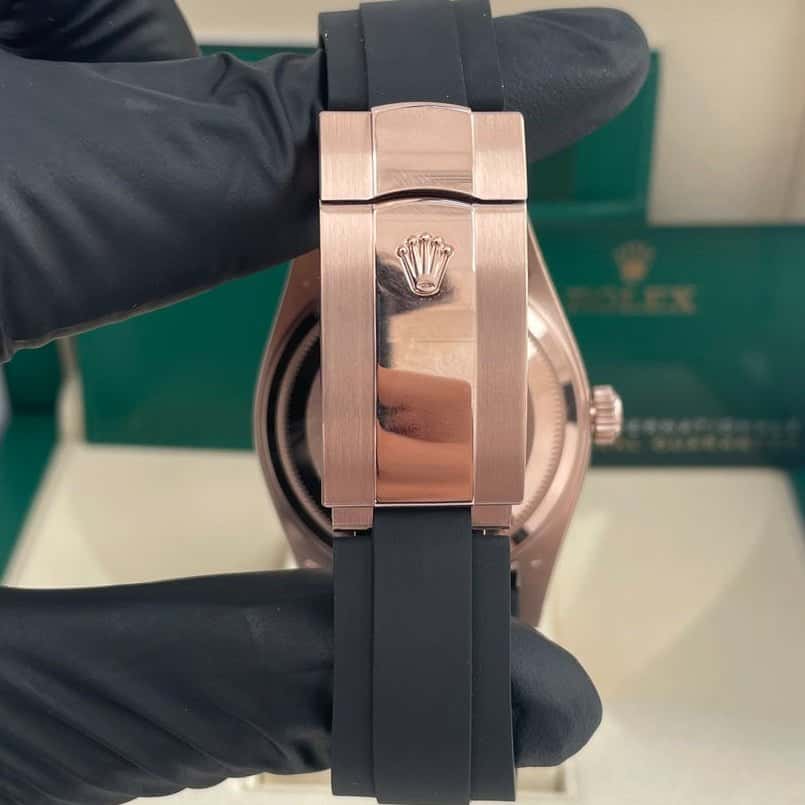 Rolex Sky-Dweller 42mm Pink Never worn - Back View