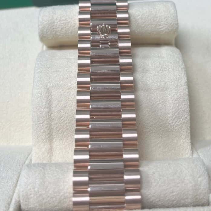 Rolex Day-Date 40 Pink Never worn - Inside View