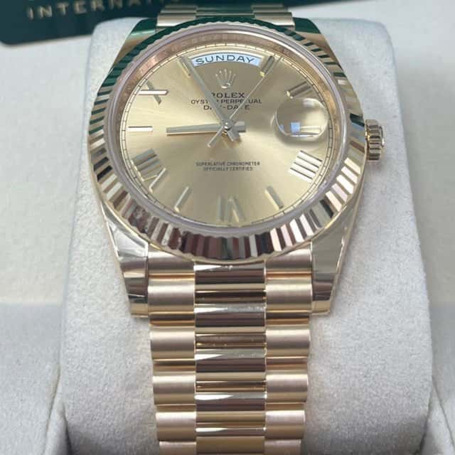 Rolex Day-Date 40 Gold Never worn - Back View