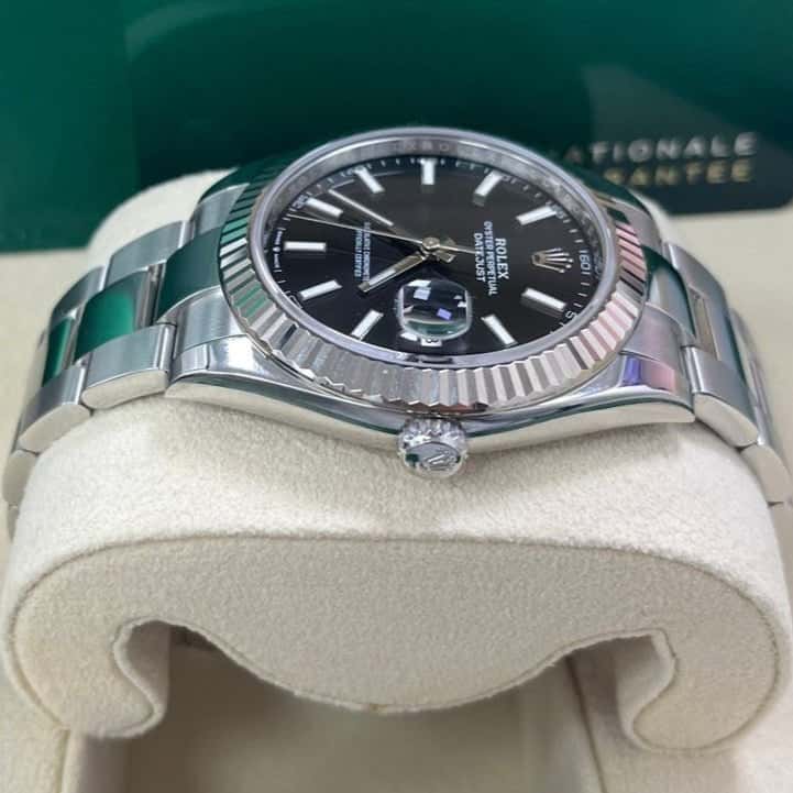 Rolex Datejust 41 Black Never worn - Model View