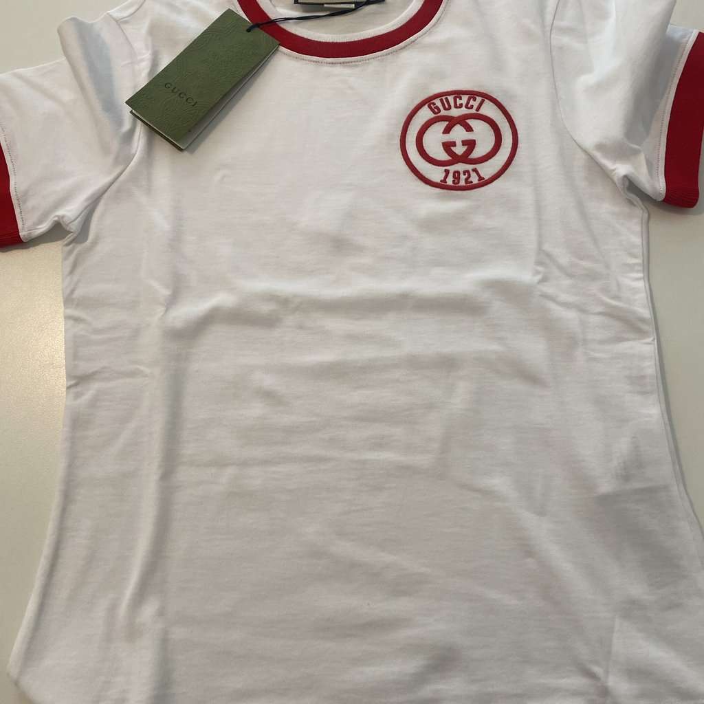 Gucci T-shirt White Cotton Never worn, with tag - Model View