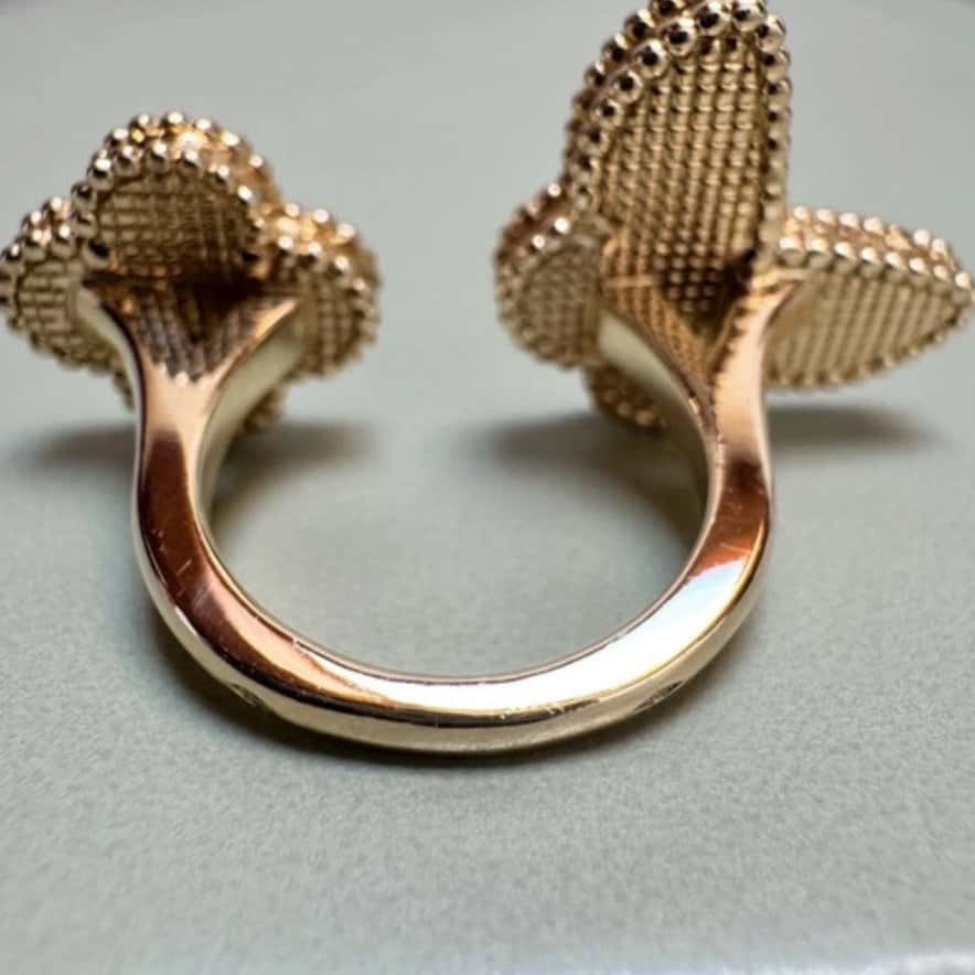 Van Cleef & Arpels Alahambra Between The Ring Gold Gold Very good - Back View