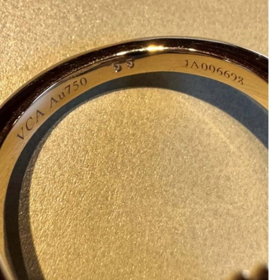Van Cleef & Arpels Alahambra Between The Ring Gold Gold Very good - Box View