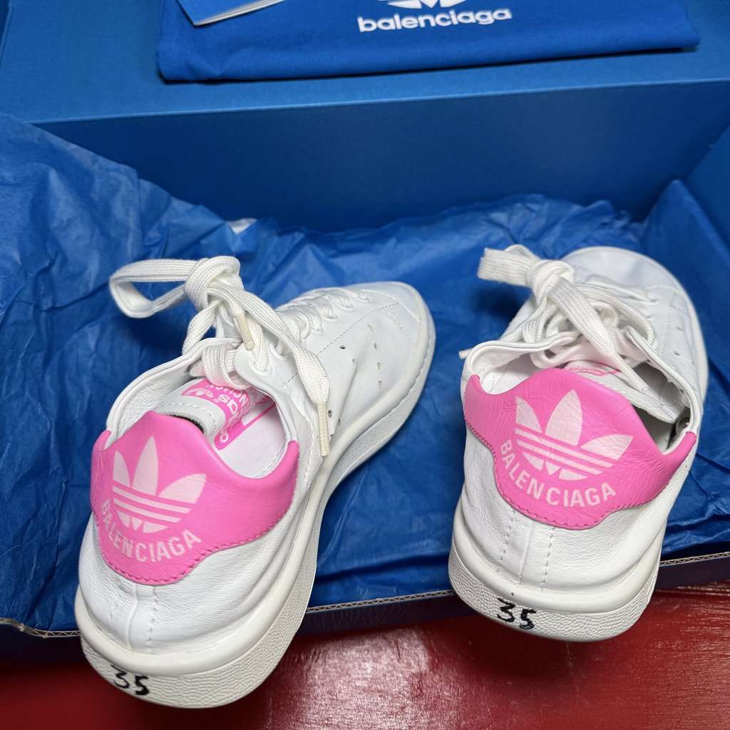 Balenciaga Balenciaga X Adidas White Leather Never worn, with tag - Inside View
