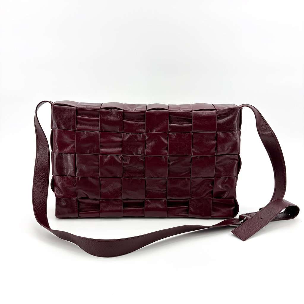 Bottega Veneta Cassette Bag Burgundy Burgundy Leather Good - Back View