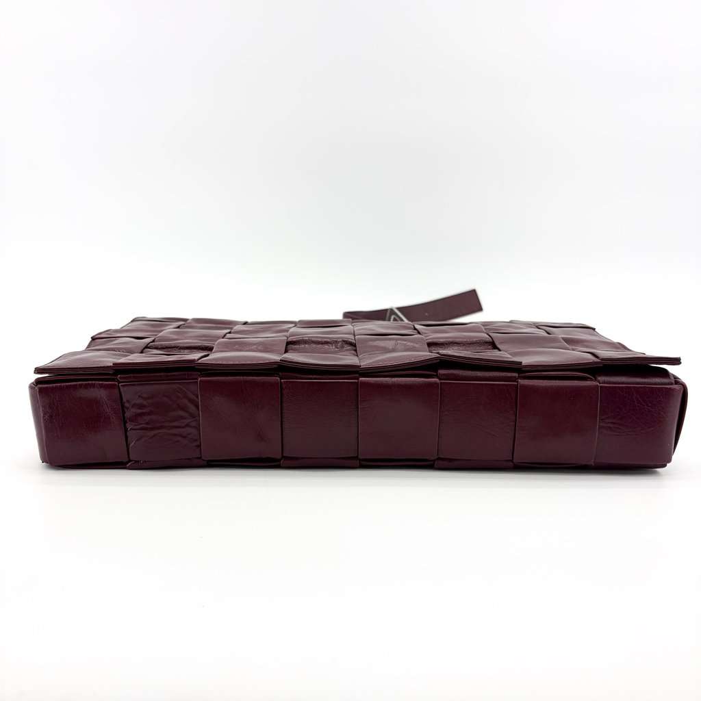 Bottega Veneta Cassette Bag Burgundy Burgundy Leather Good - Box View