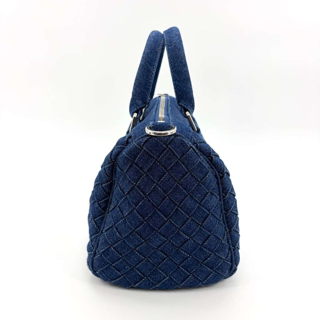 Bottega Veneta Medium Intrecciato Denim Bauletto Bag Blue Blue Denim Very good - Model View