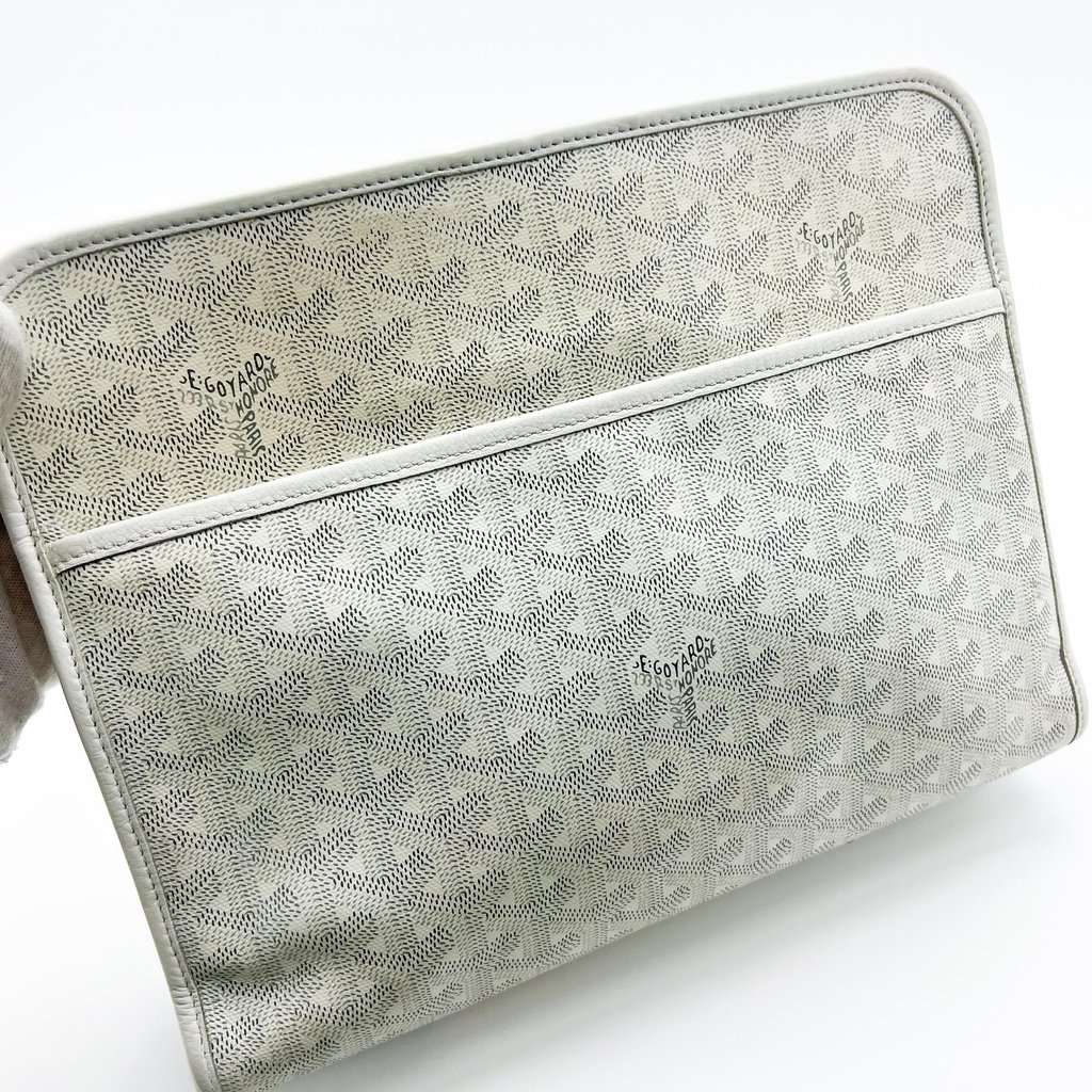 Goyard Goyas Juvance Toilet Clutch GM MultiColor Canvas Good - Model View