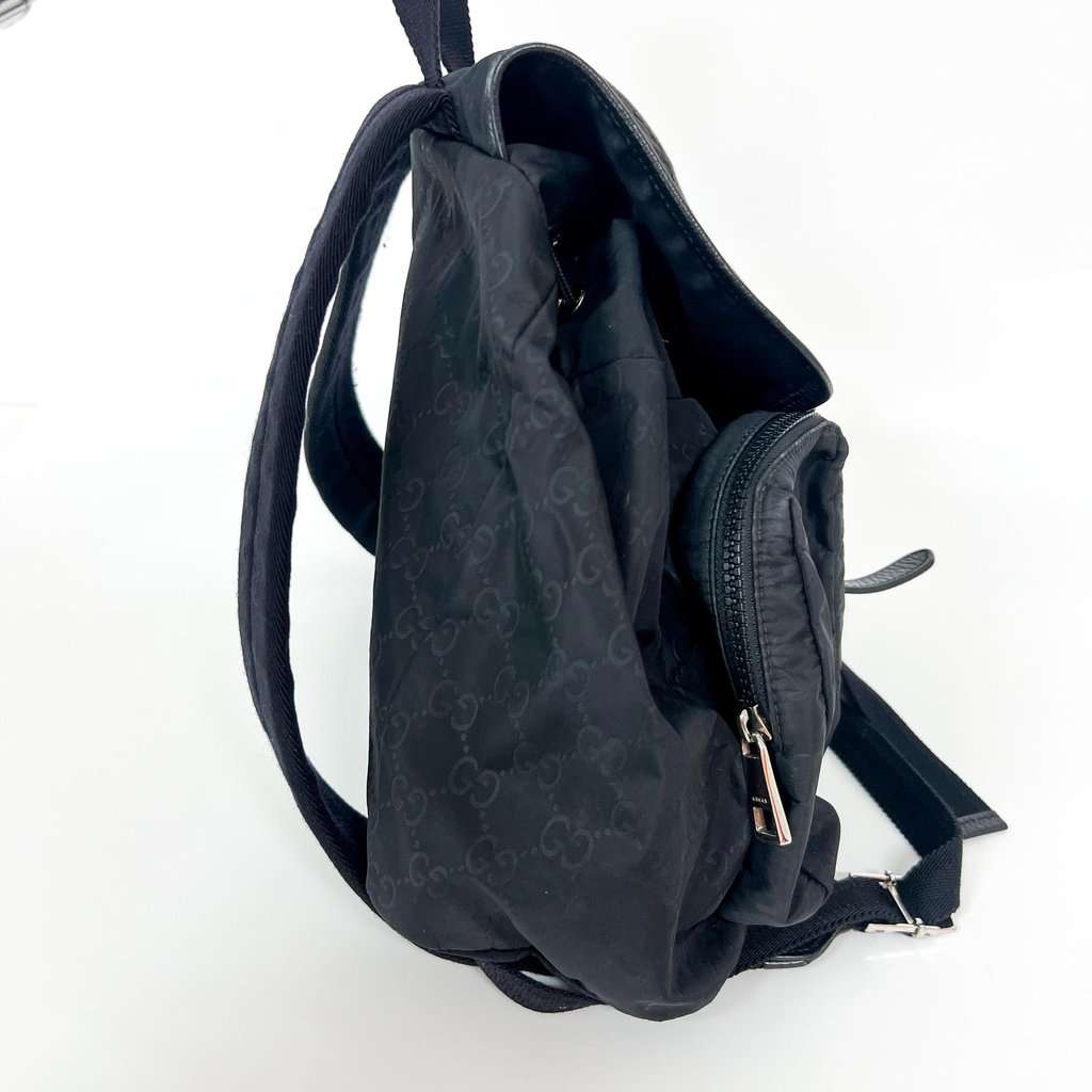 Gucci GG Nylon Medium Backpack Black Black Polyamide Good - Model View