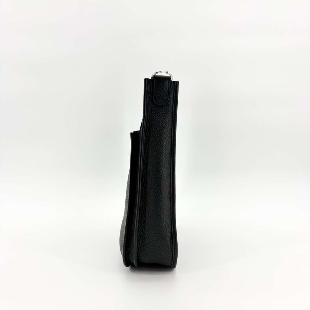 Hermès Evelyn 16 TPM So Black Clemence Black MultiColor Leather Very good - Model View