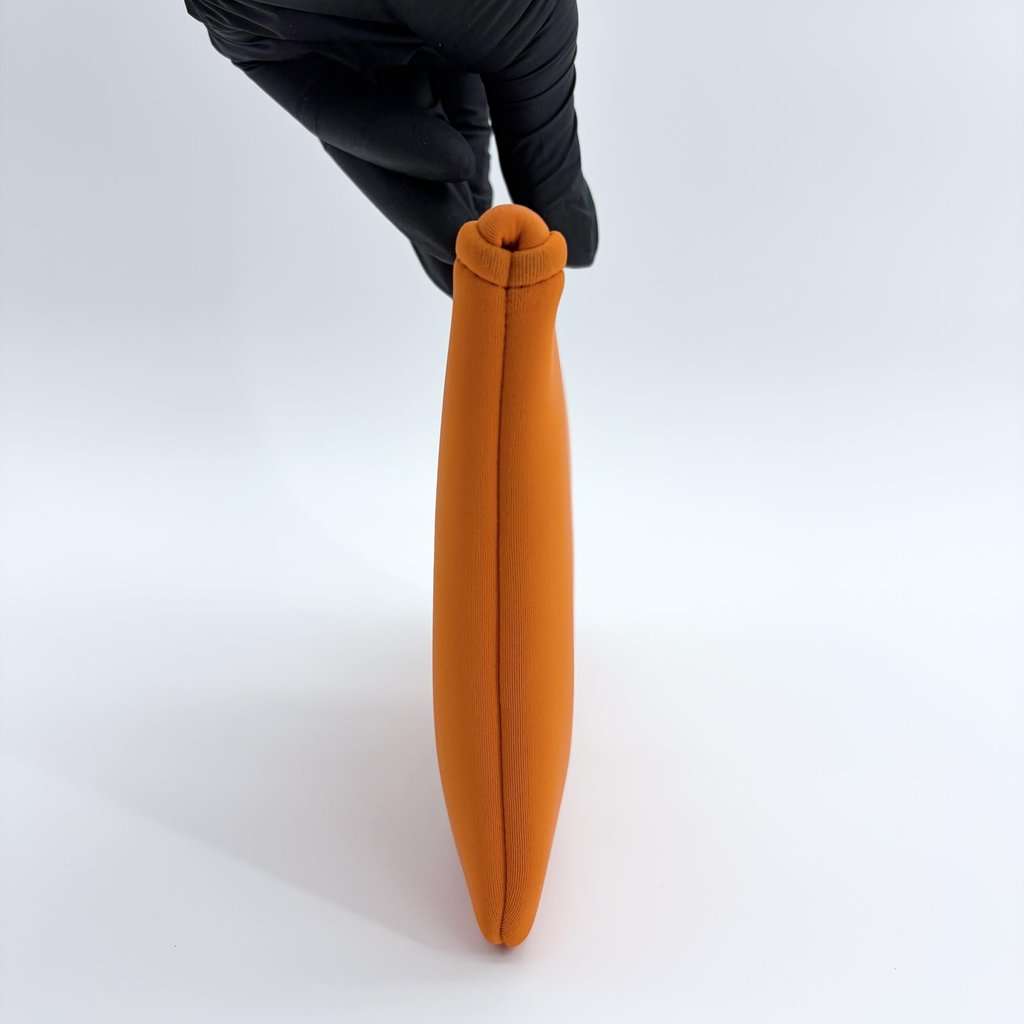 Hermès Neobain Flat Pouch MM Orange Orange Leather Very good - Model View