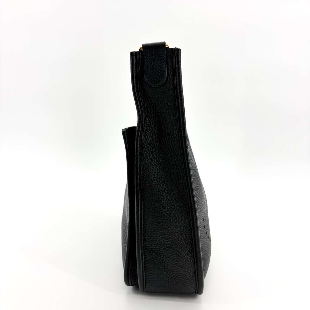 Hermès Evelyn 29 PM Black Gold Hardware Black Leather Very good - Model View