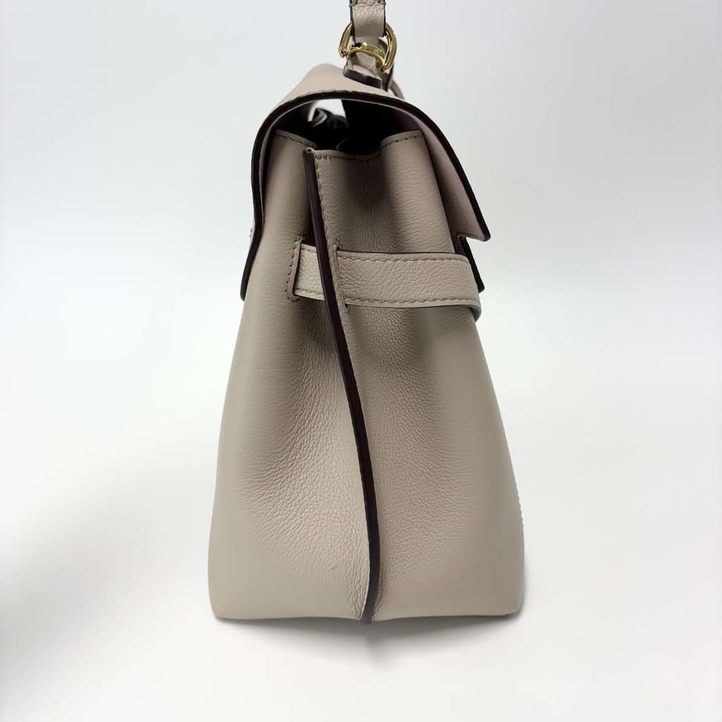 Louis Vuitton Rock Me Ever MM Beige Leather Very good - Model View