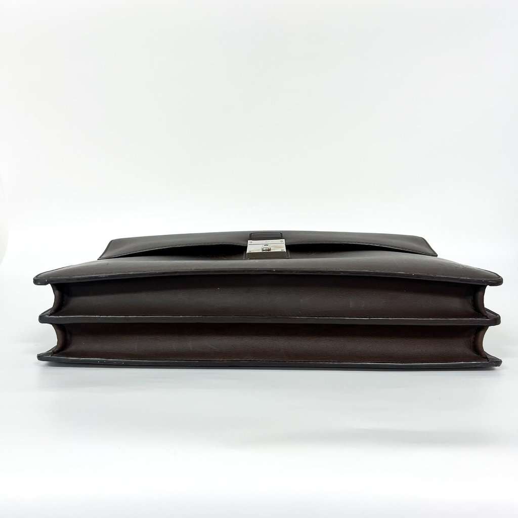 Louis Vuitton Taiga Robust 1 Compartment Briefcase Grizzly Brown Leather Fair - Box View