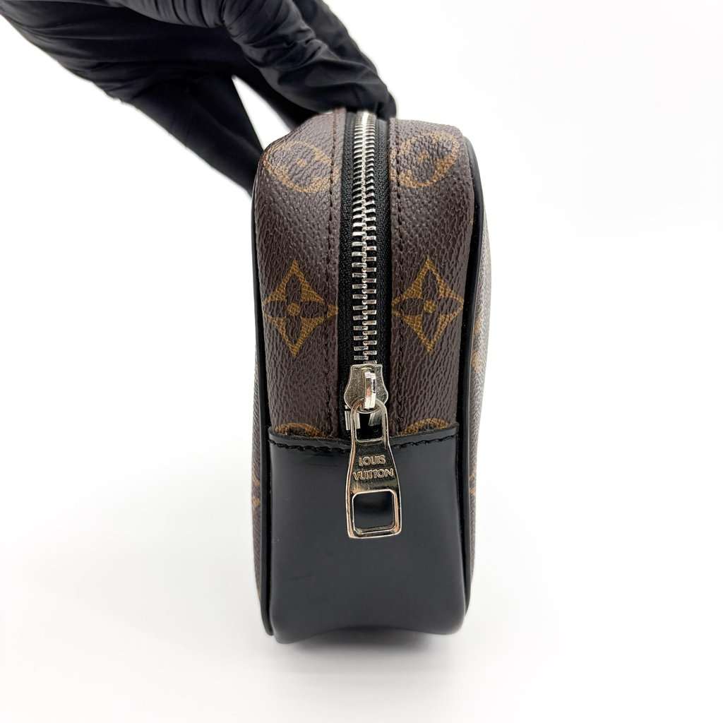 Louis Vuitton Monogram Truth Toilette 28 Brown Brown Canvas Fair - Model View