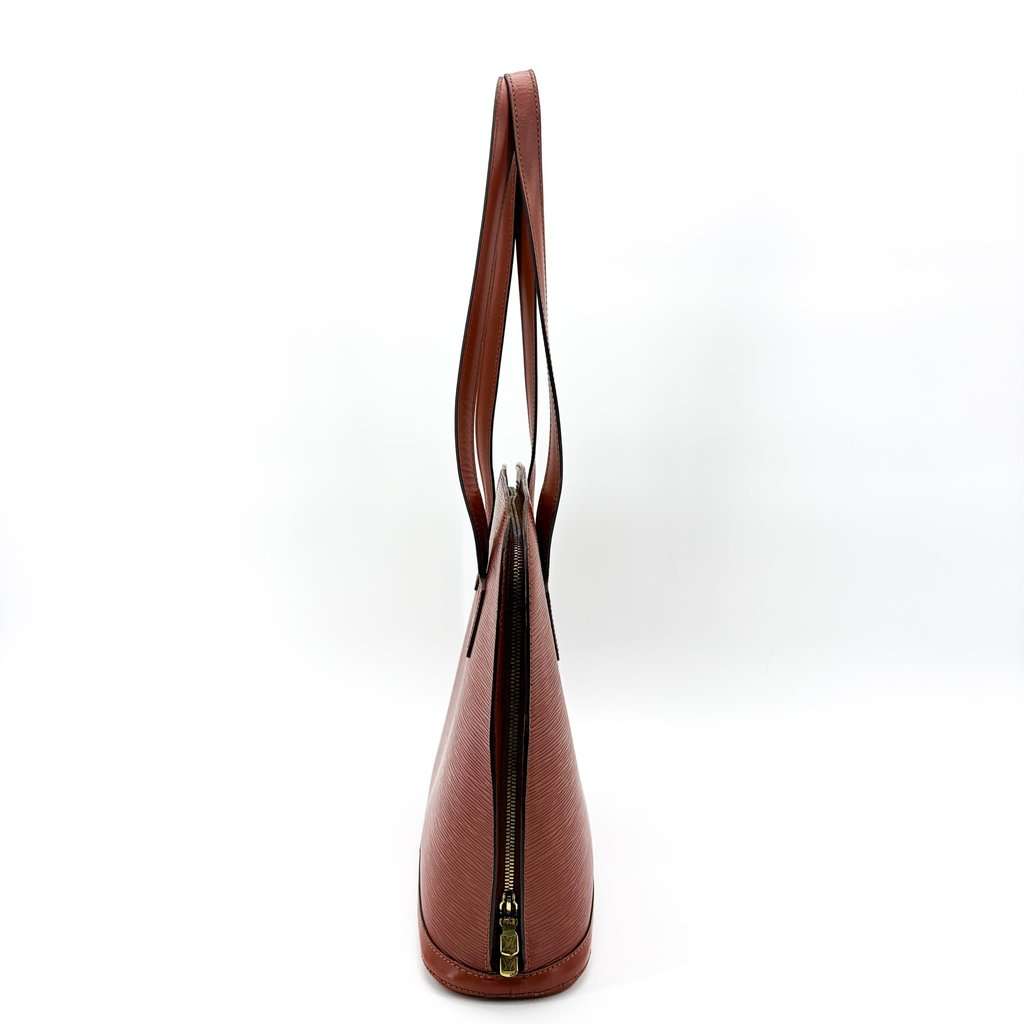 Louis Vuitton Epi Lusac Shoulder Bag Kenya Brown Brown Leather Very good - Model View