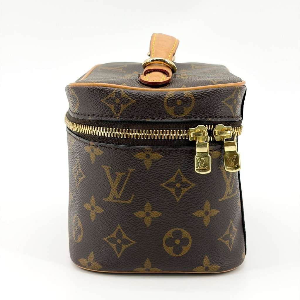 Louis Vuitton Monogram Nice Mini Beauty Case Brown Beige Canvas Very good - Model View