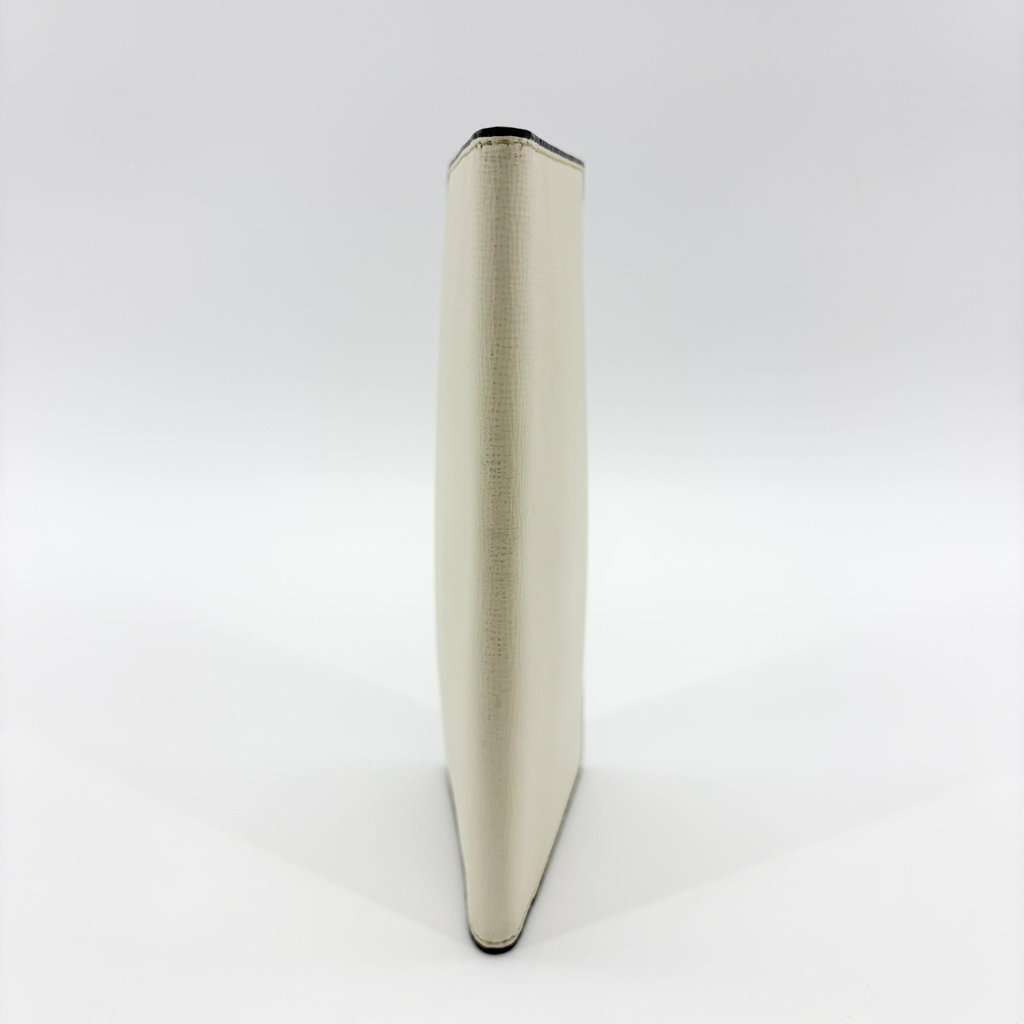 Valextra Vertical 12-Card Wallet Perchment White White Leather Fair - Model View