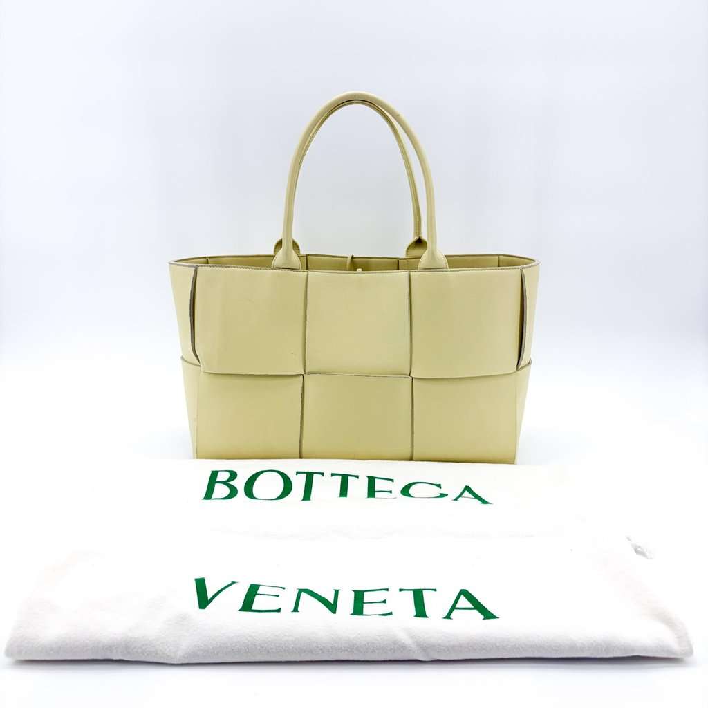 Bottega Veneta Small Arco Tote Bag Pale Yellow Yellow Leather Very good - Back View