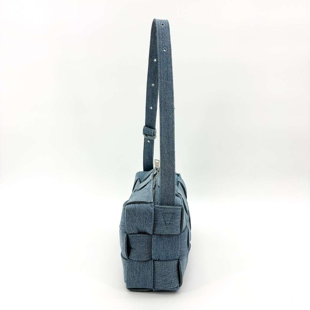 Bottega Veneta Small Cassette Shoulder Bag Blue Denim Blue Denim Good - Inside View