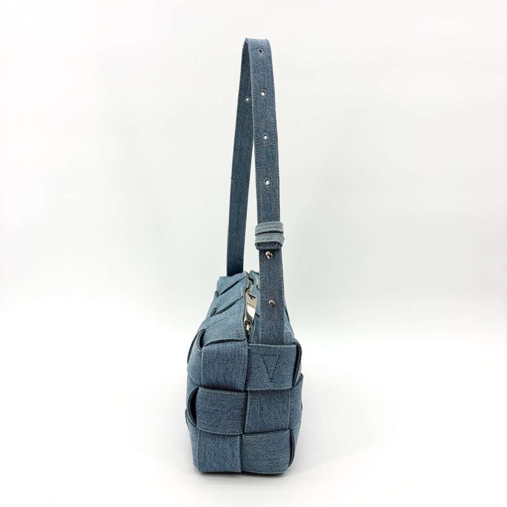 Bottega Veneta Small Cassette Shoulder Bag Blue Denim Blue Denim Good - Model View