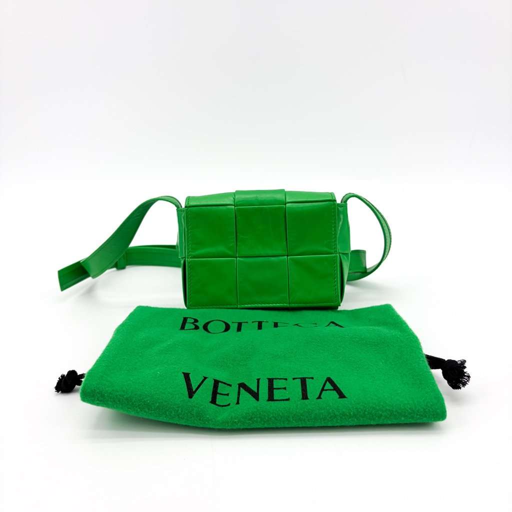 Bottega Veneta Mini Cassette Belt Bag Parakit Green Leather Very good - Back View